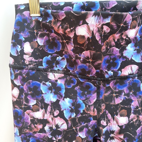 FABLETICS High-Waisted Printed PowerHold 7/8 - Picture 4 of 9